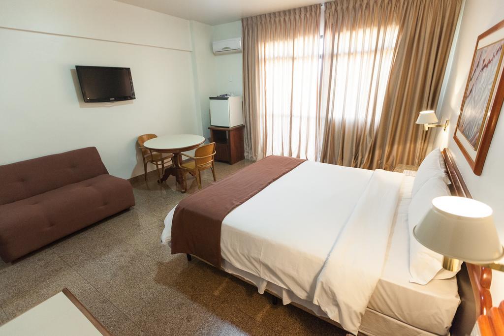 Dimas Lessa Hotel Montes Claros Exterior foto