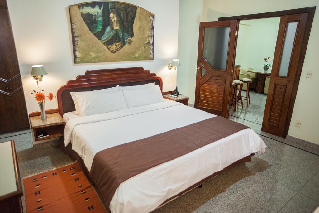 Dimas Lessa Hotel Montes Claros Exterior foto