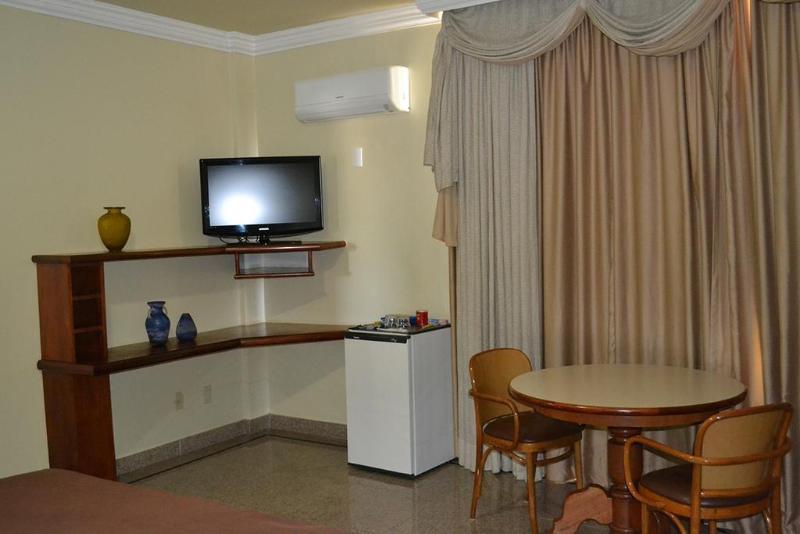 Dimas Lessa Hotel Montes Claros Exterior foto